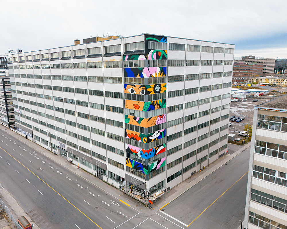 Murale située au 9494, boulevard Saint-Laurent